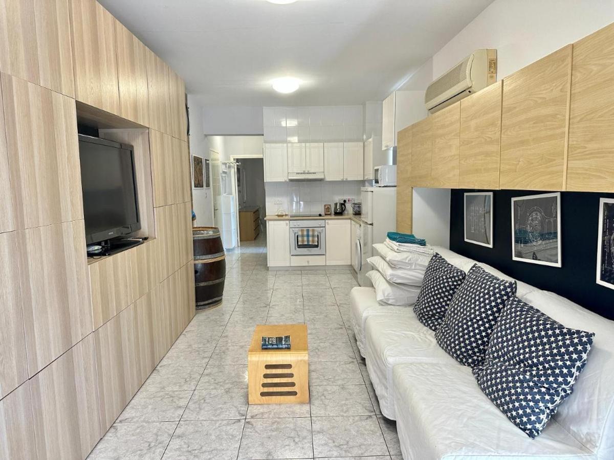 H&O Danaos Sea Breeze Apartment Paphos Eksteriør bilde